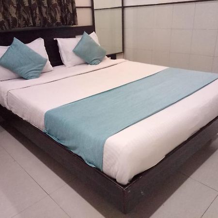 Hotel Sharda Mumbai Exterior photo